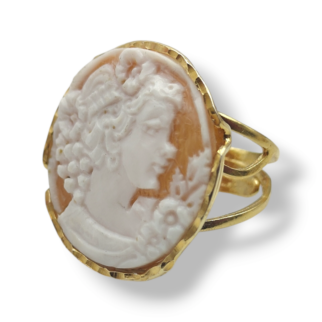 FINE COLLEZIONE - Anello "le nataline" in cammeo montato su argento