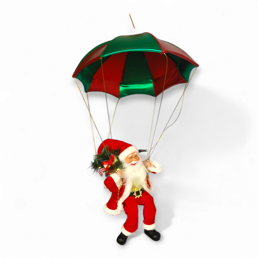 Babbo natale con vestiti veri e luci