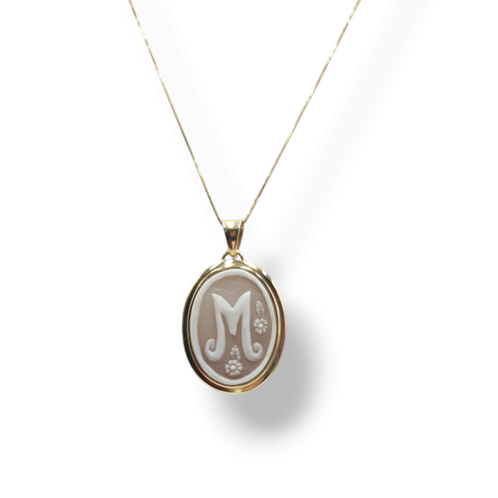 END OF COLLECTION - Personalized letter pendant necklace in cameo mounted on silver