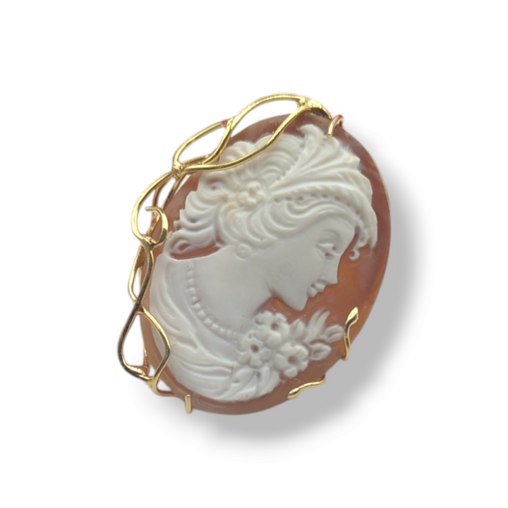 Goddess ring in cameo mounted on silver
