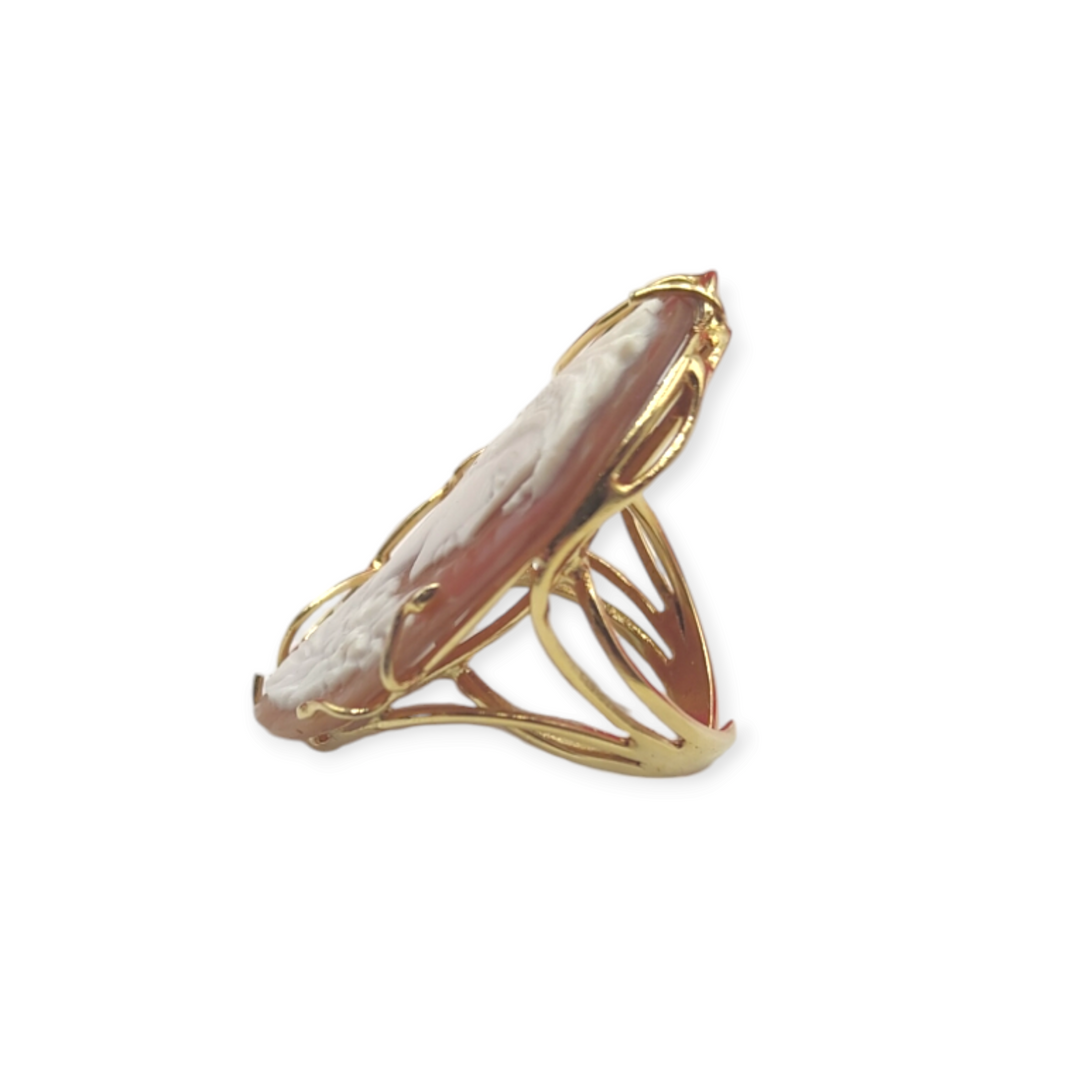 Goddess ring in cameo mounted on silver