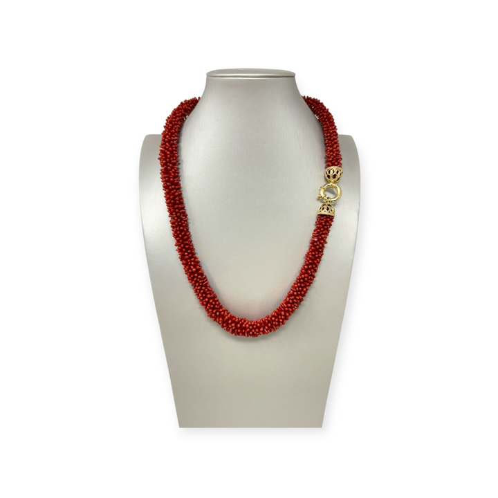 Collana girocollo di corallo rosso montato in argento