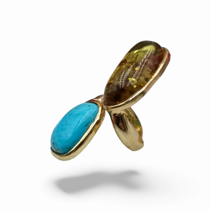 Amber ring and original mounted on silver