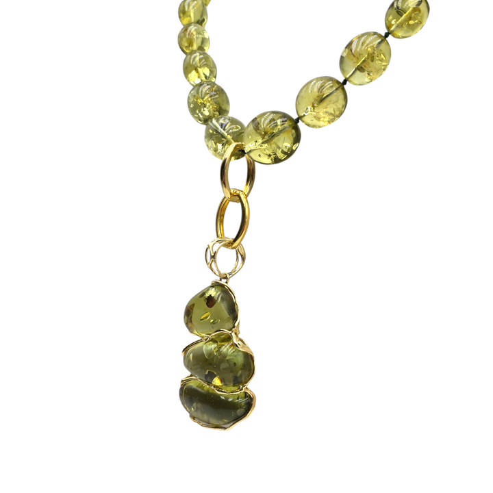"Green amber" necklace mounted on silver