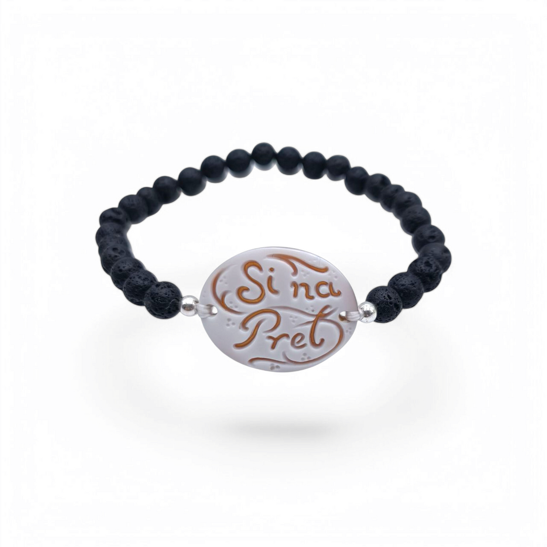 END OF COLLECTION - "Si na Pret" bracelet on sardonyx shell and pearls and lava stone from Vesuvius.