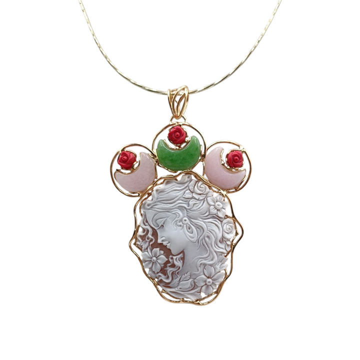 "Lady Susan" pendant necklace in sardonic cameo mounted in silver