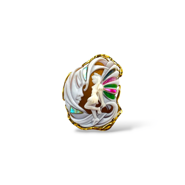 Anello fata in cammeo montato su argento