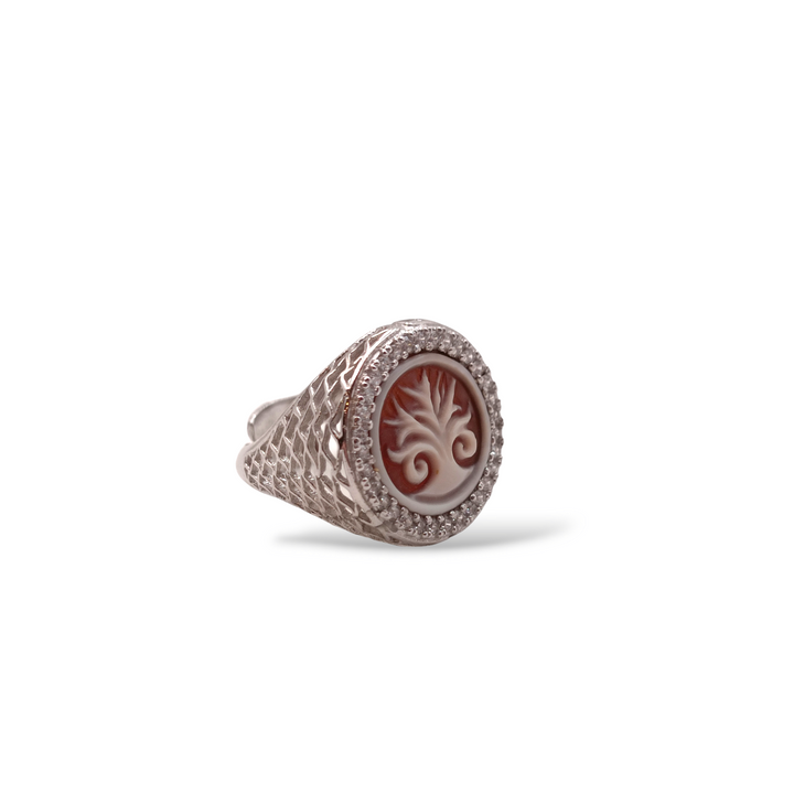 Anello albero della vita in cammeo montato in argento