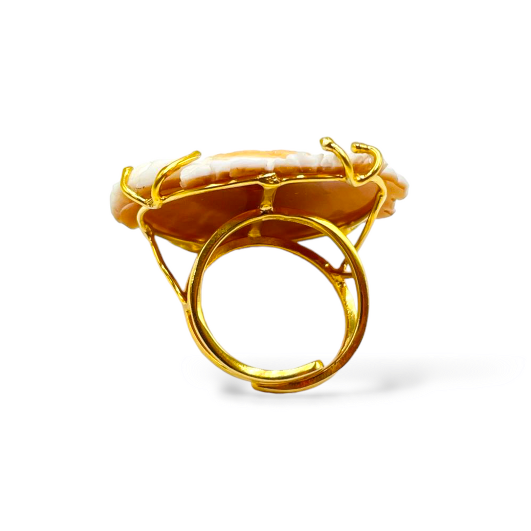Anello girasole in cammeo montato su argento