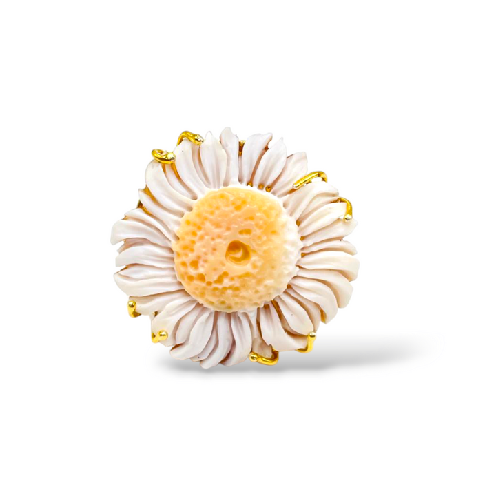 Anello girasole in cammeo montato su argento