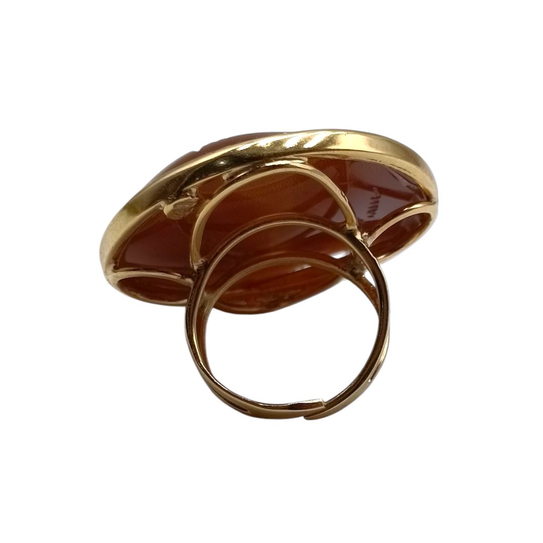 Anello "baciami" su cammeo sardonico montato su argento