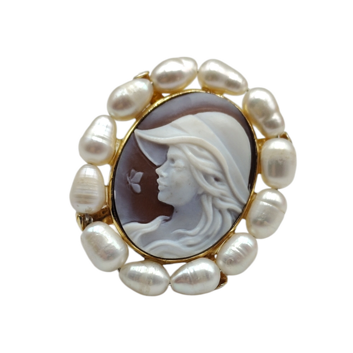 "Romantic Goddess" Ring in Sardonic Cameo Mounted on Silver