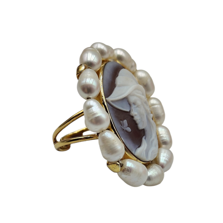 "Romantic Goddess" Ring in Sardonic Cameo Mounted on Silver