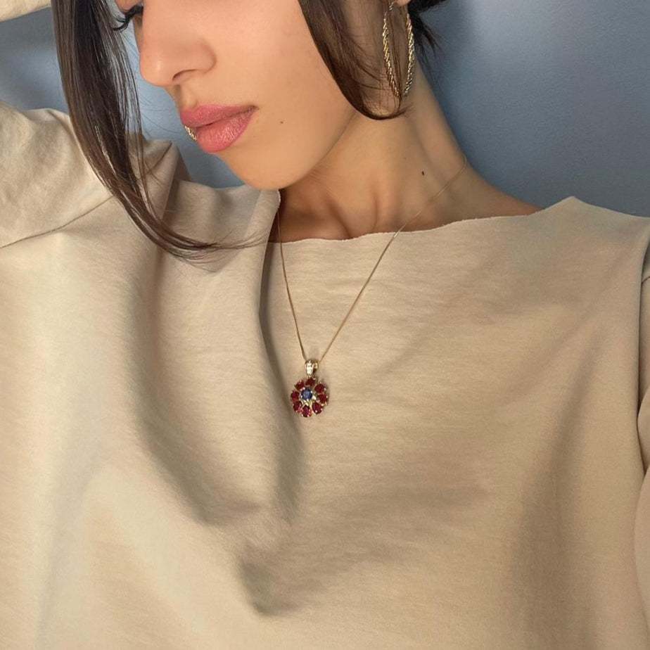 END OF COLLECTION - Flower pendant in silver and zirconia