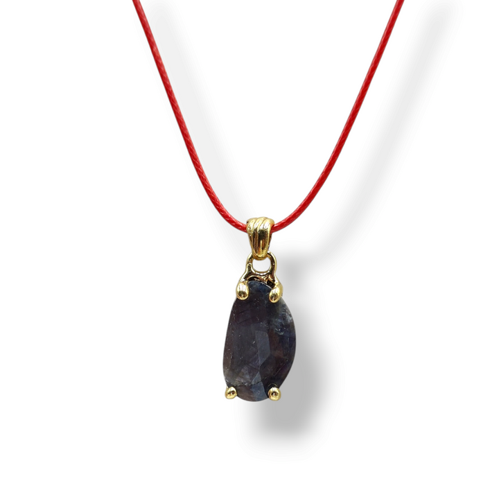 "Sapphire Root" Necklace Mounted on Silver