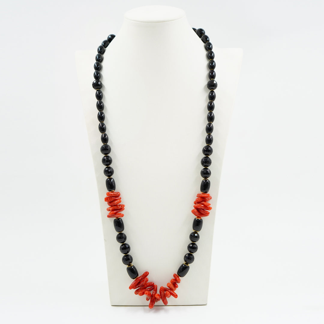 Mediterranean red coral and black agate necklace mounted on silver
