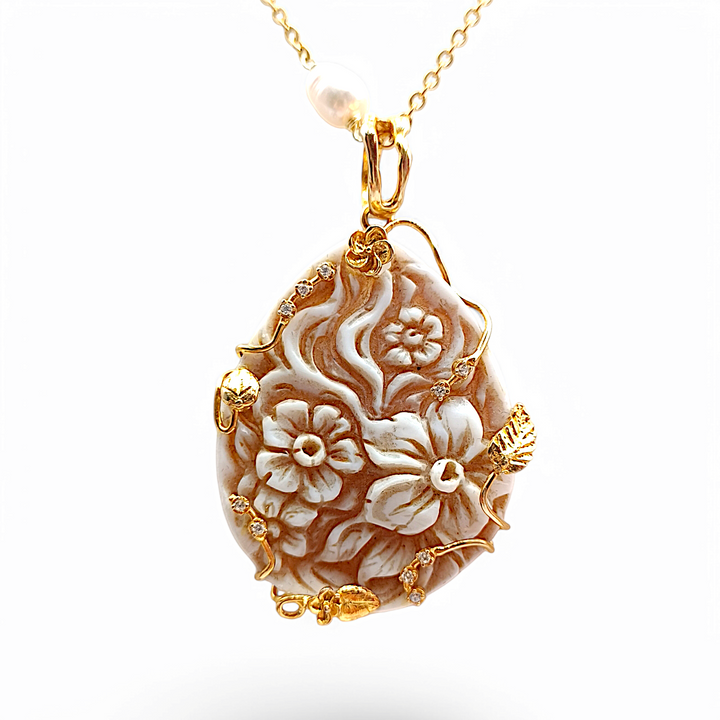 Cameo flower pendant necklace mounted on silver