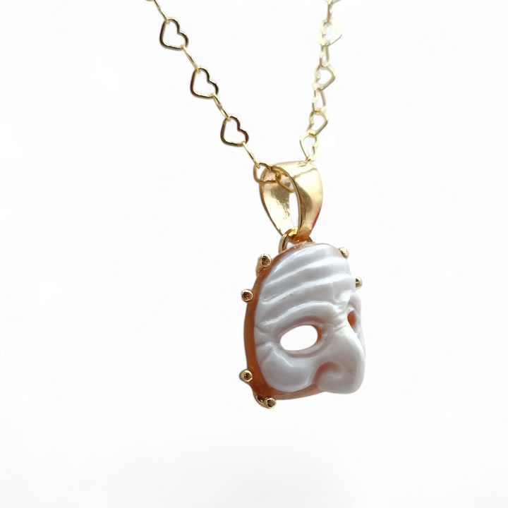 "Neapolitan mask" pendant necklace in cameo mounted on silver