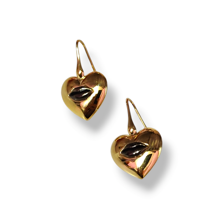 LOVE LINE - KISS EARRINGS