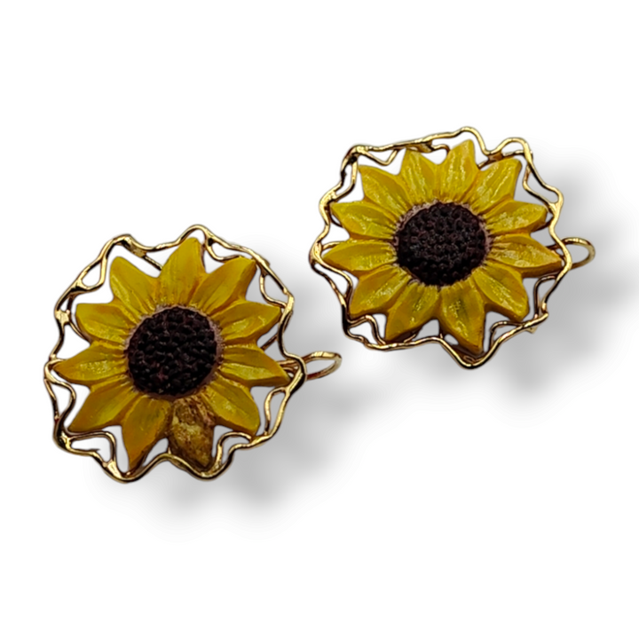 "Sunflower" earrings in sardonyx cameo mounted on silver