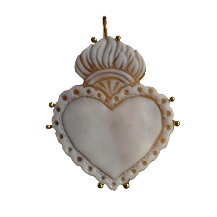 End of collection - "sacred heart" earrings in sardonic cameo mounted on gold-plated silver