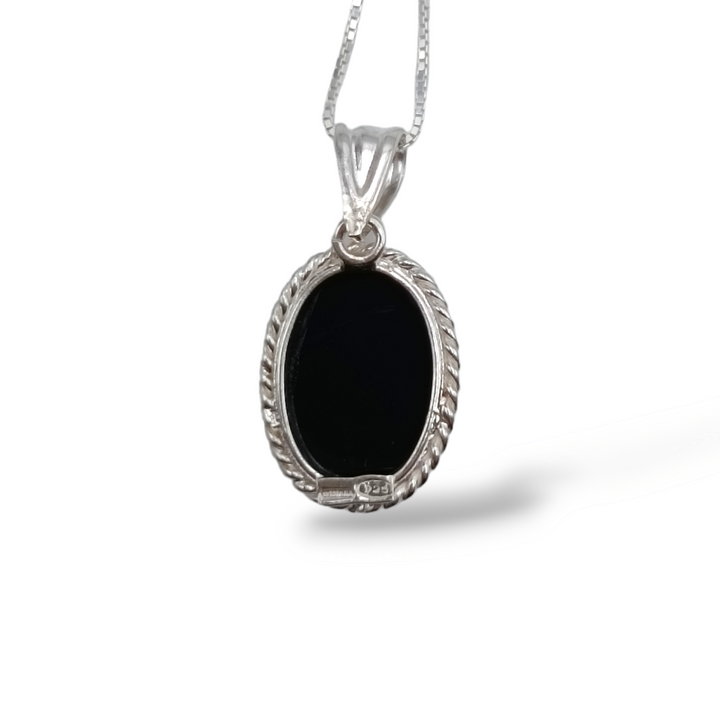 Blue agate maternity pendant mounted on silver