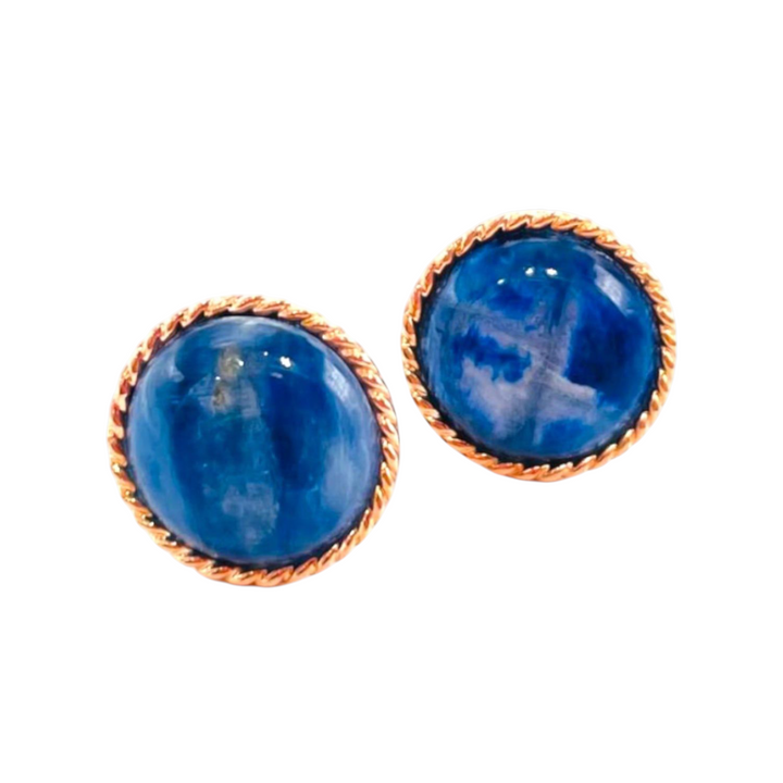 Orecchini in cianite montato su argento
