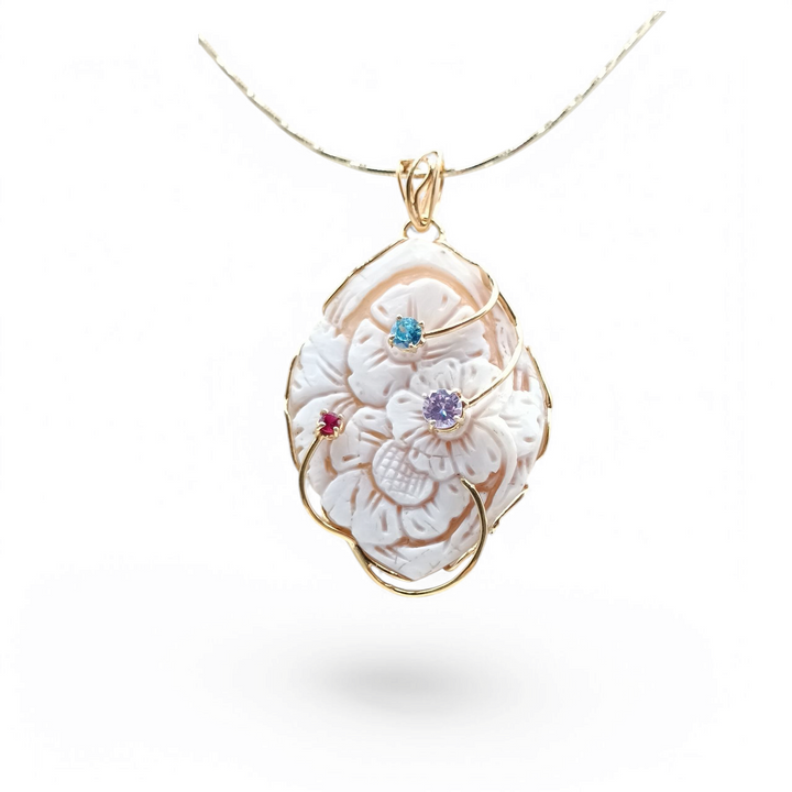 Flower necklace with light points in sardonyx cameo mounted on silver