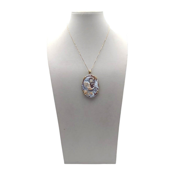 Collana con Ciondolo La Luna di Cammeo montato in Argento Dorato
