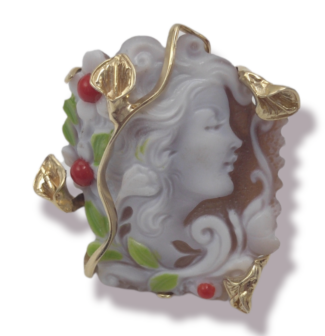 Anello dea dei fiori in cammeo montato su argento Lucia Vitiello Gioielli di Napoli