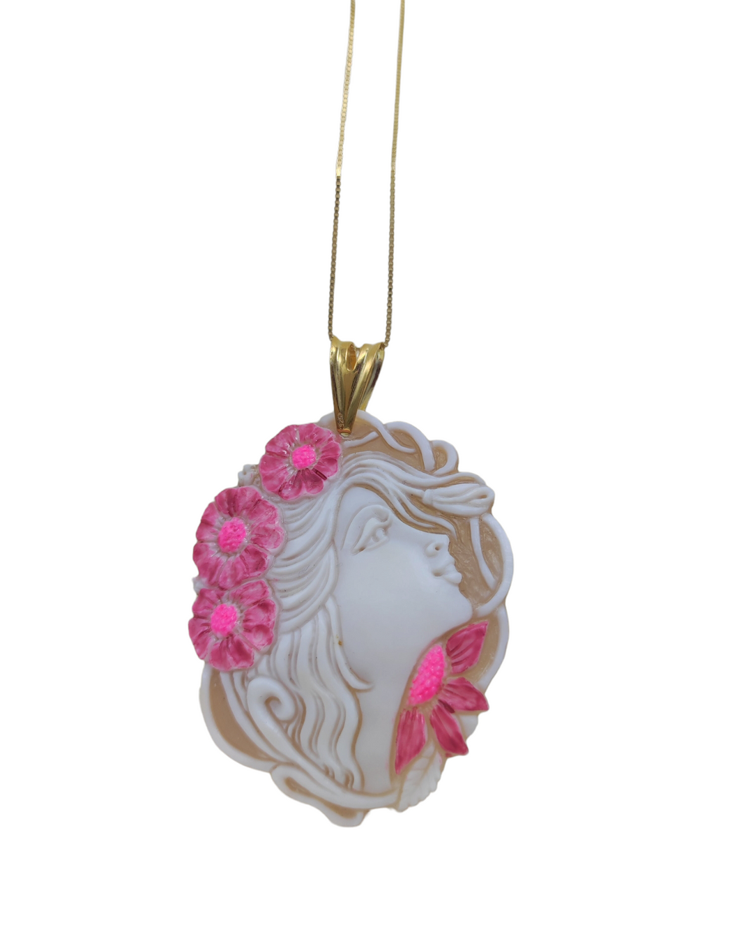 Collana ciondolo "dea rosa" in cammeo montato su argento