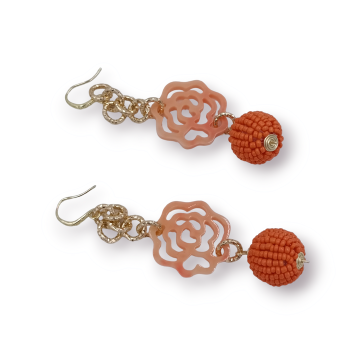 END OF COLLECTION - Pearl and agate earrings
